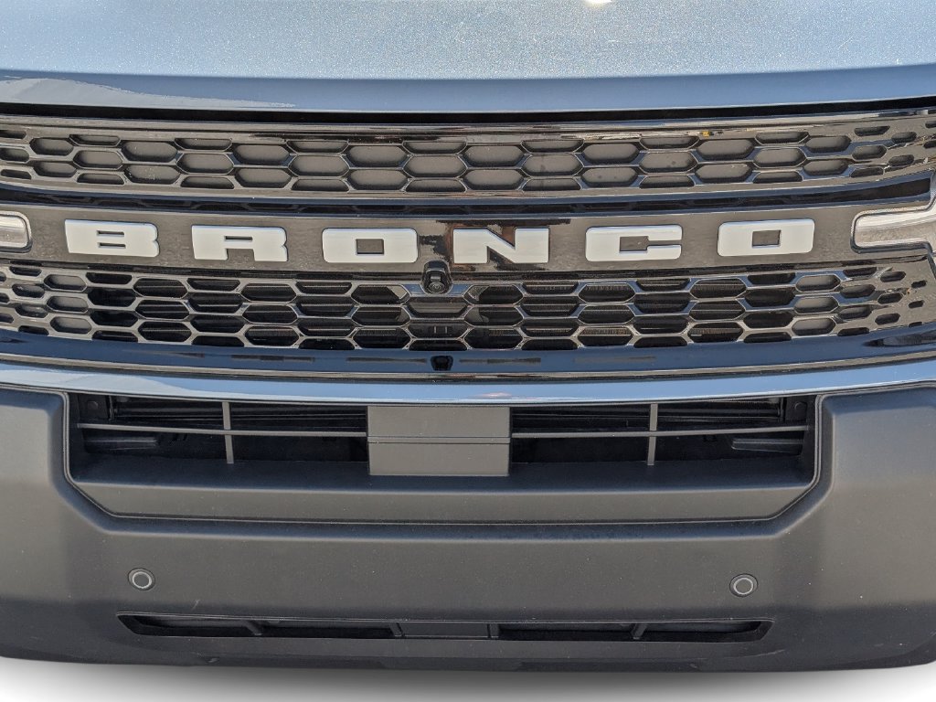 Used 2025 Ford Bronco Sport Outer Banks w/ Outer Banks Tech Package+ AWD/4WD image 3