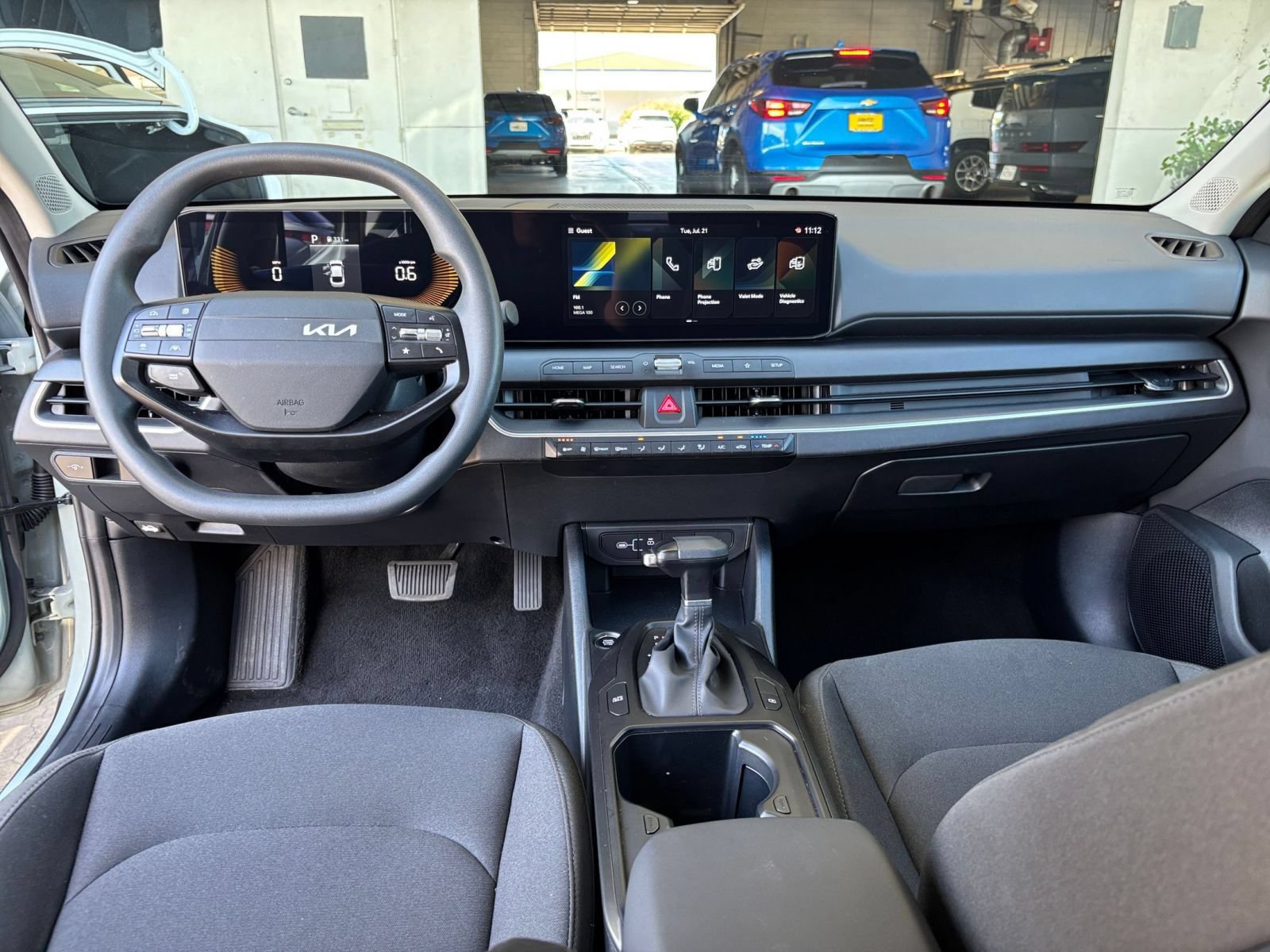 Used 2026 Kia K4 FWD image 33