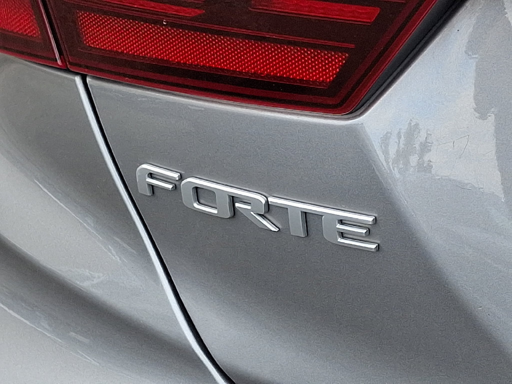 Certified 2023 Kia Forte GT FWD image 30