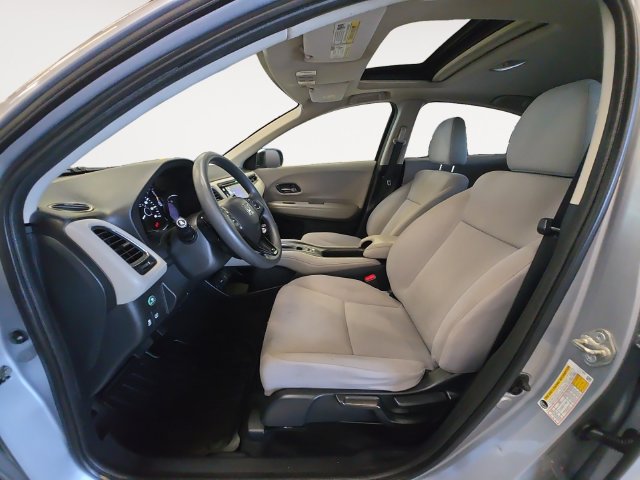 Used 2018 Honda HR-V EX image 11