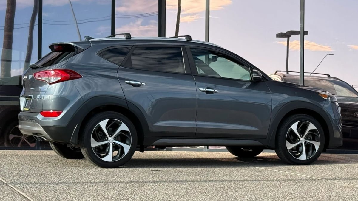 Used 2016 Hyundai Tucson Limited FWD image 13