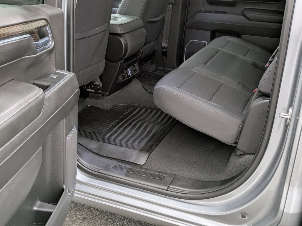 Used 2023 Chevrolet Silverado 1500 LT AWD/4WD image 26