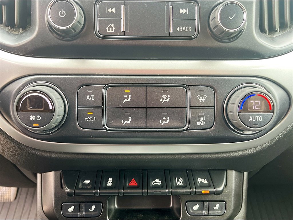 Used 2022 Chevrolet Colorado LT w/ Luxury Package image 15