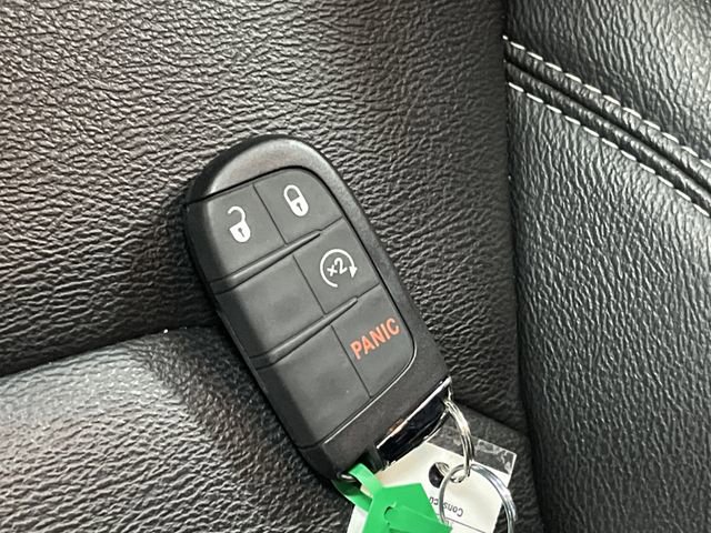 Used 2024 Jeep Compass Limited w/ High Altitude Package image 28