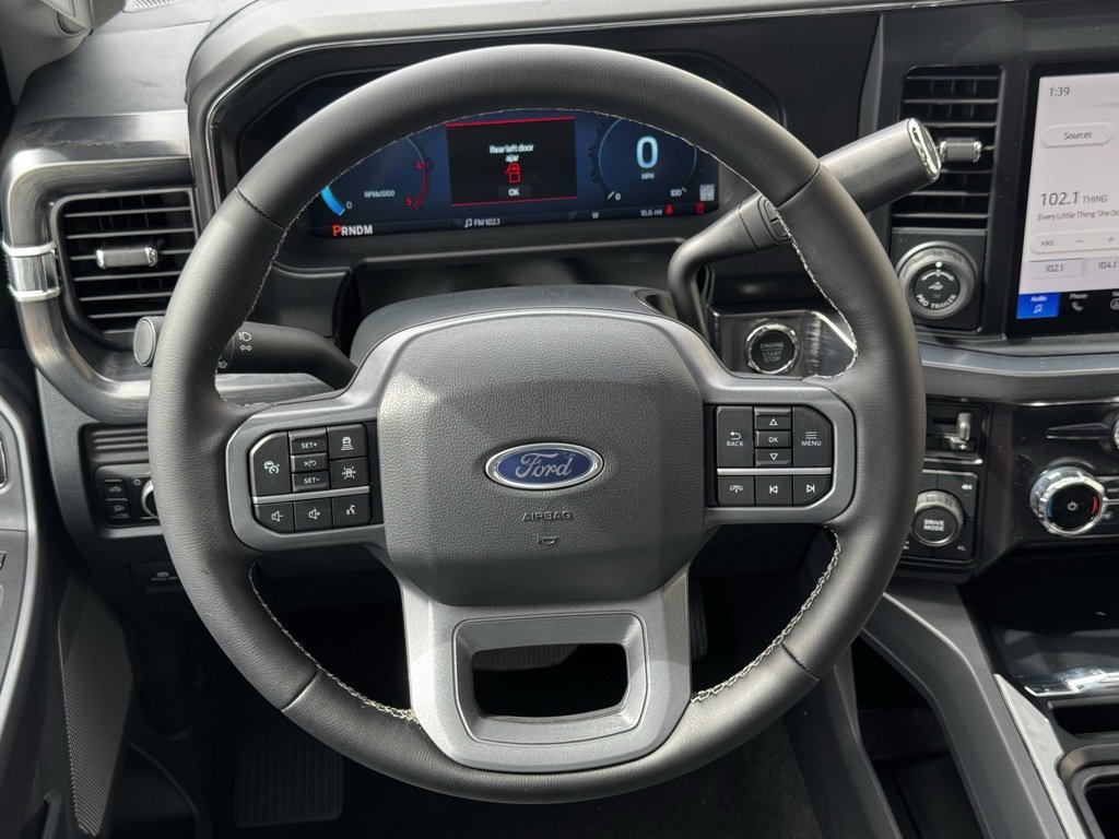 New 2025 Ford F350 Lariat w/ Lariat Ultimate Package image 14