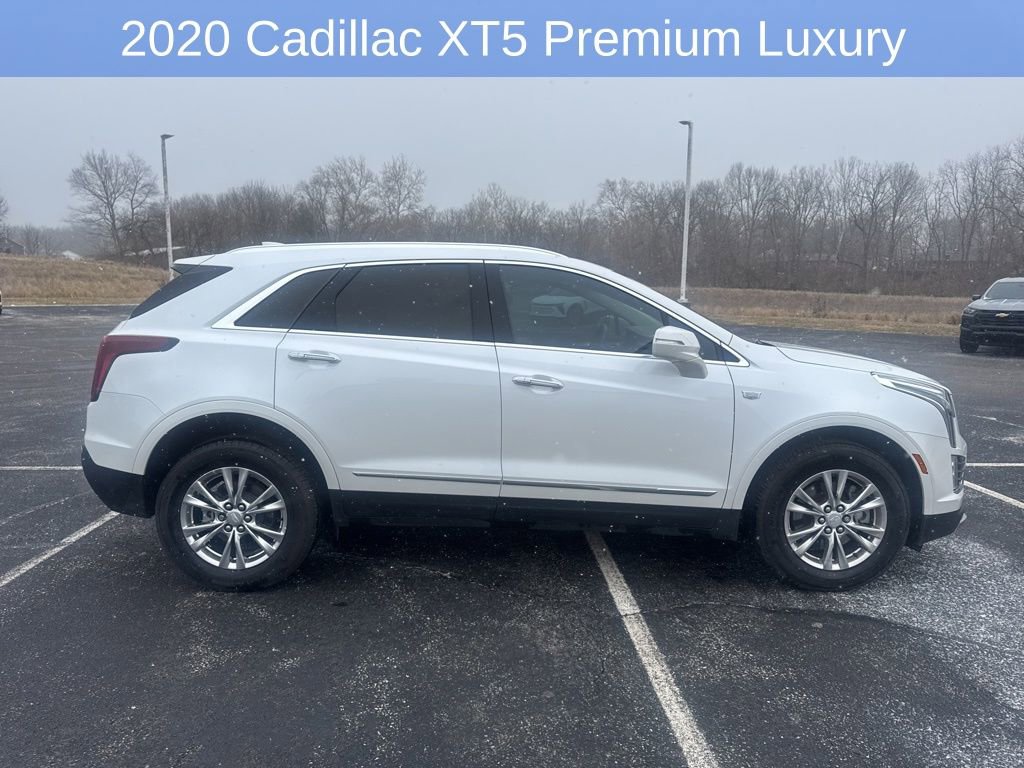 Used 2020 Cadillac XT5 Premium Luxury image 2