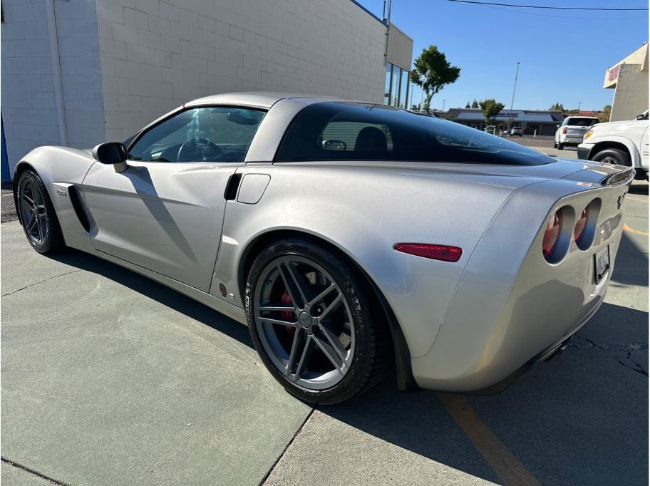 Used 2007 Chevrolet Corvette Z06 w/ Preferred Equipment Group RWD image 11