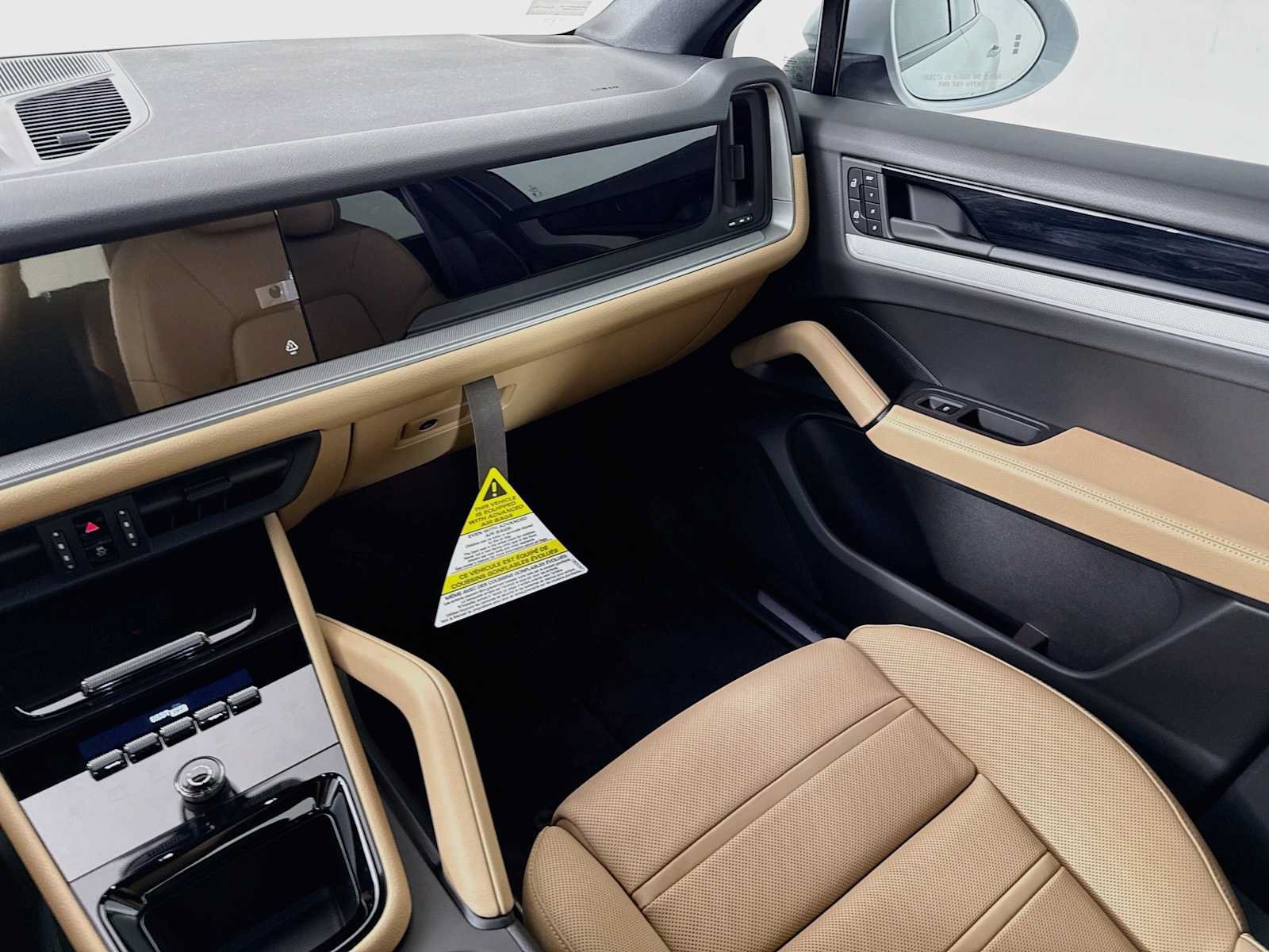 New 2026 Porsche Cayenne Coupe AWD/4WD image 25