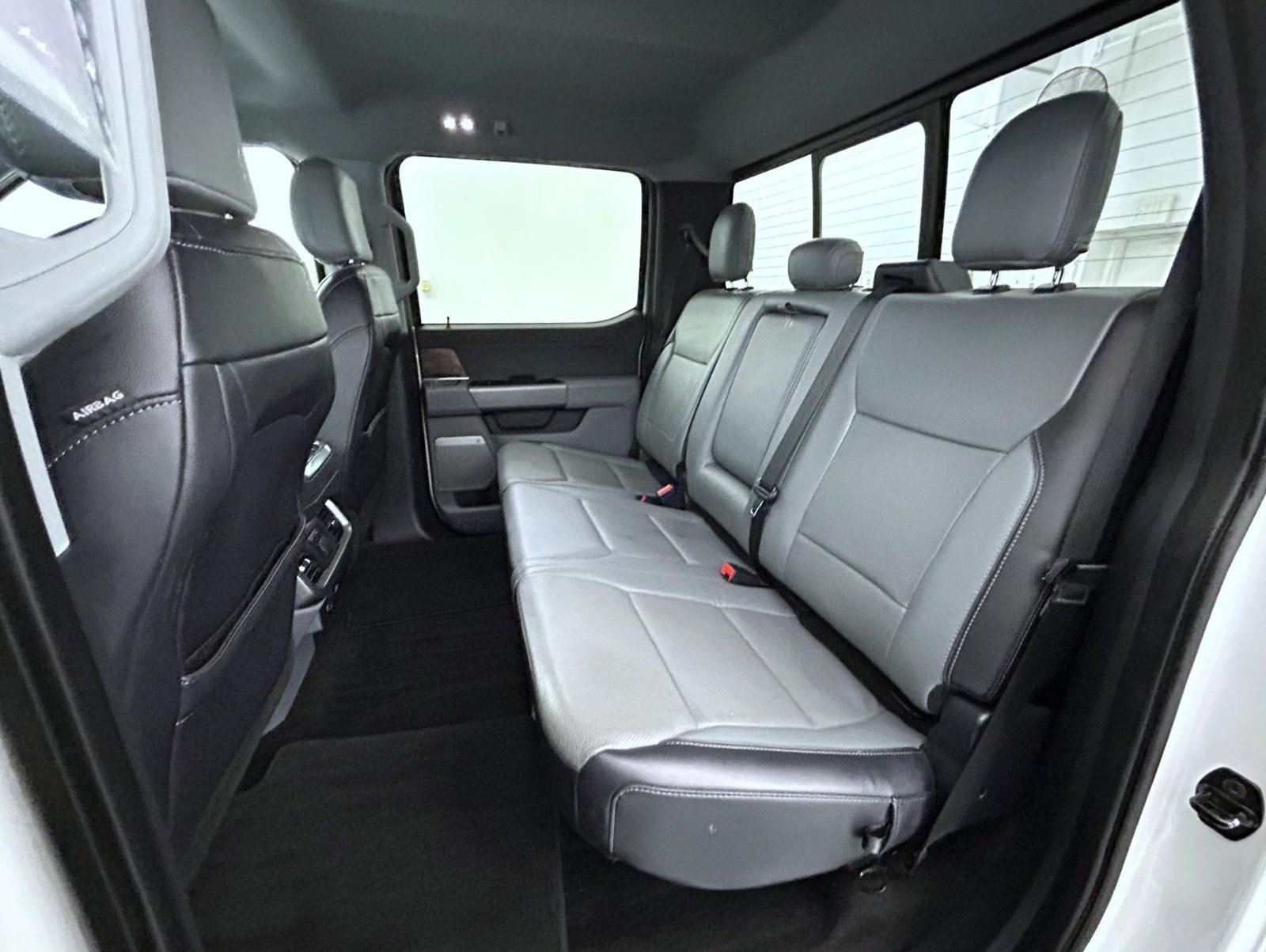 Used 2021 Ford F150 Lariat w/ Equipment Group 502A High AWD/4WD image 19