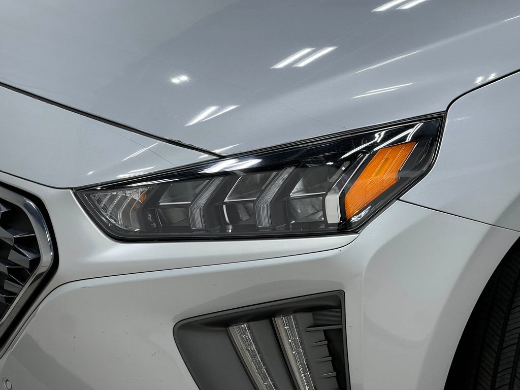 Used 2020 Hyundai Ioniq Limited FWD image 34