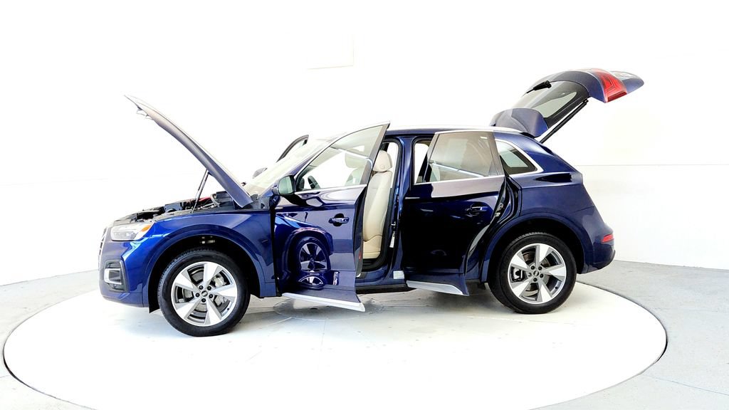 Used 2023 Audi Q5 2.0T Premium Plus w/ Premium Plus Package AWD/4WD image 10