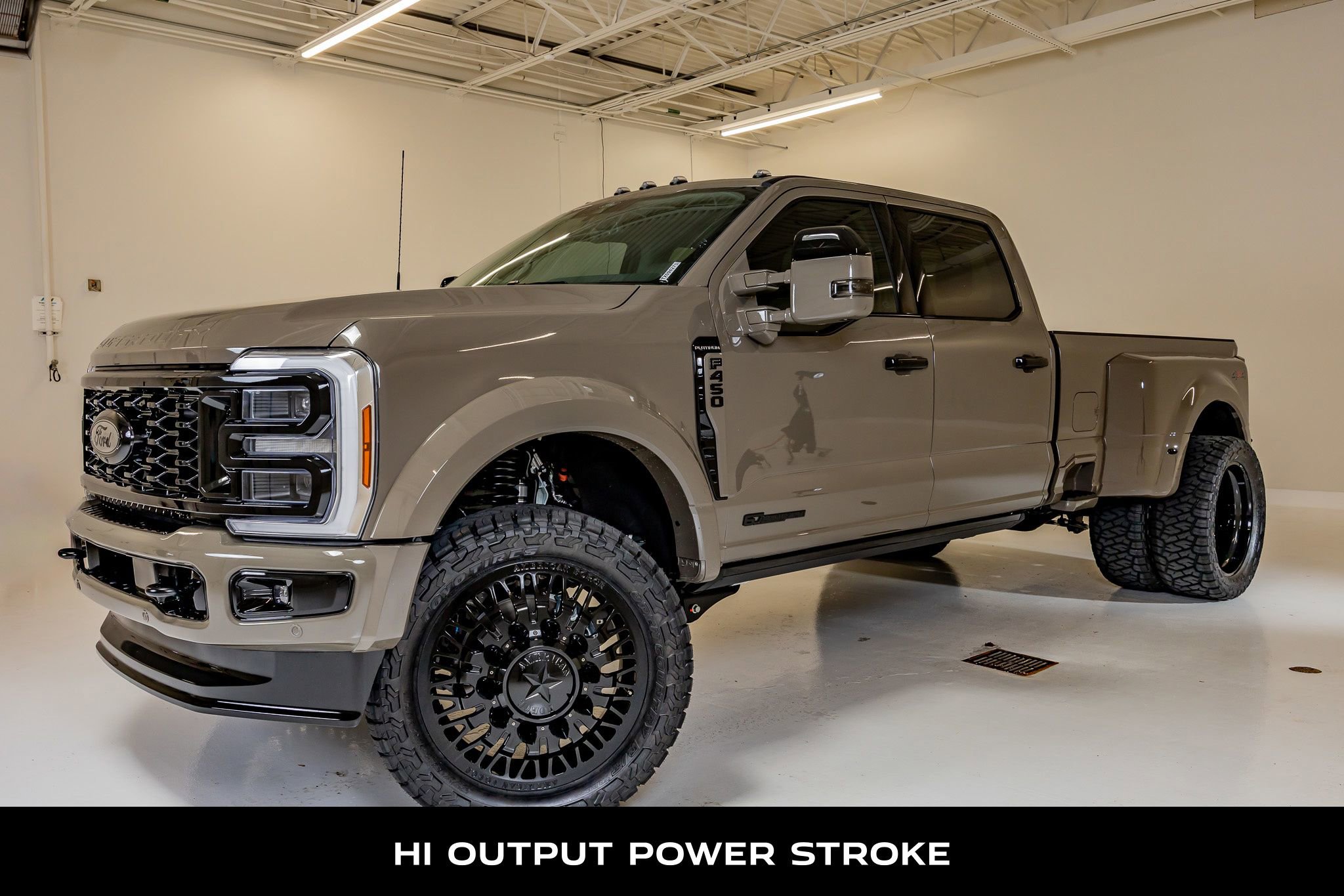 Used 2026 Ford F450 Platinum AWD/4WD image 5