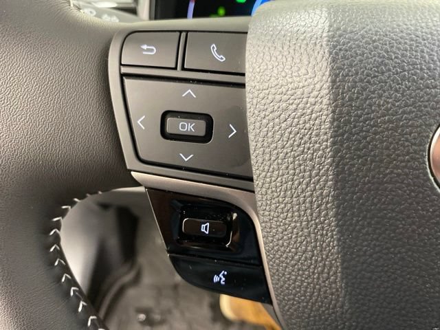 Used 2026 Toyota Camry SE AWD/4WD image 17
