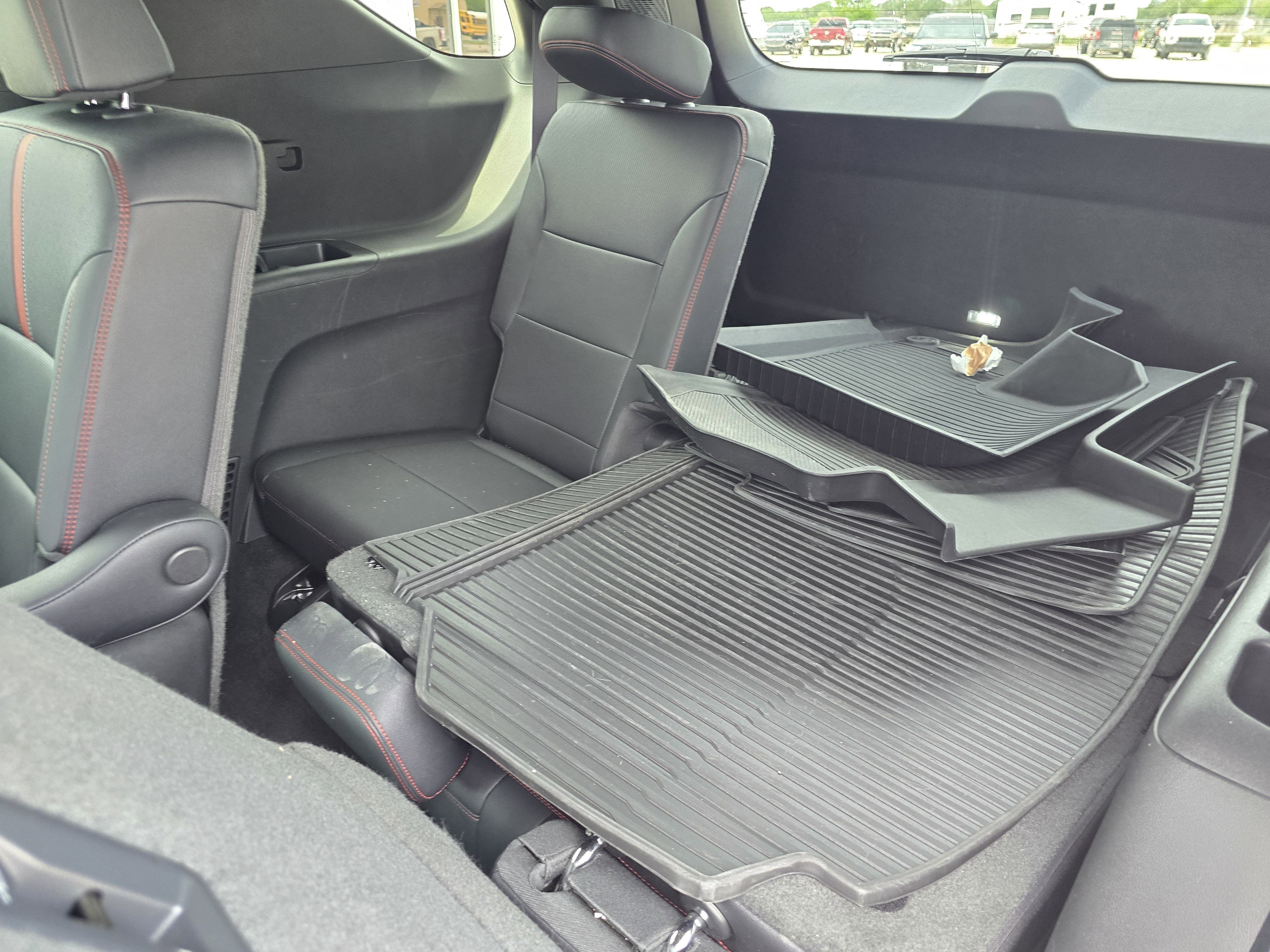 Used 2024 Chevrolet Traverse RS w/ LPO, Floor Liner Package image 10