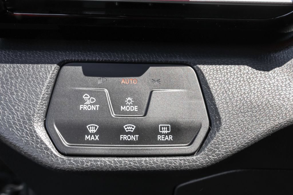 Certified 2023 Volkswagen ID.4 Pro S AWD/4WD image 19