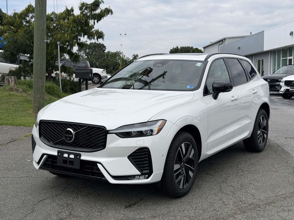 New 2026 Volvo XC60 B5 Plus w/ Climate Package AWD/4WD image 22