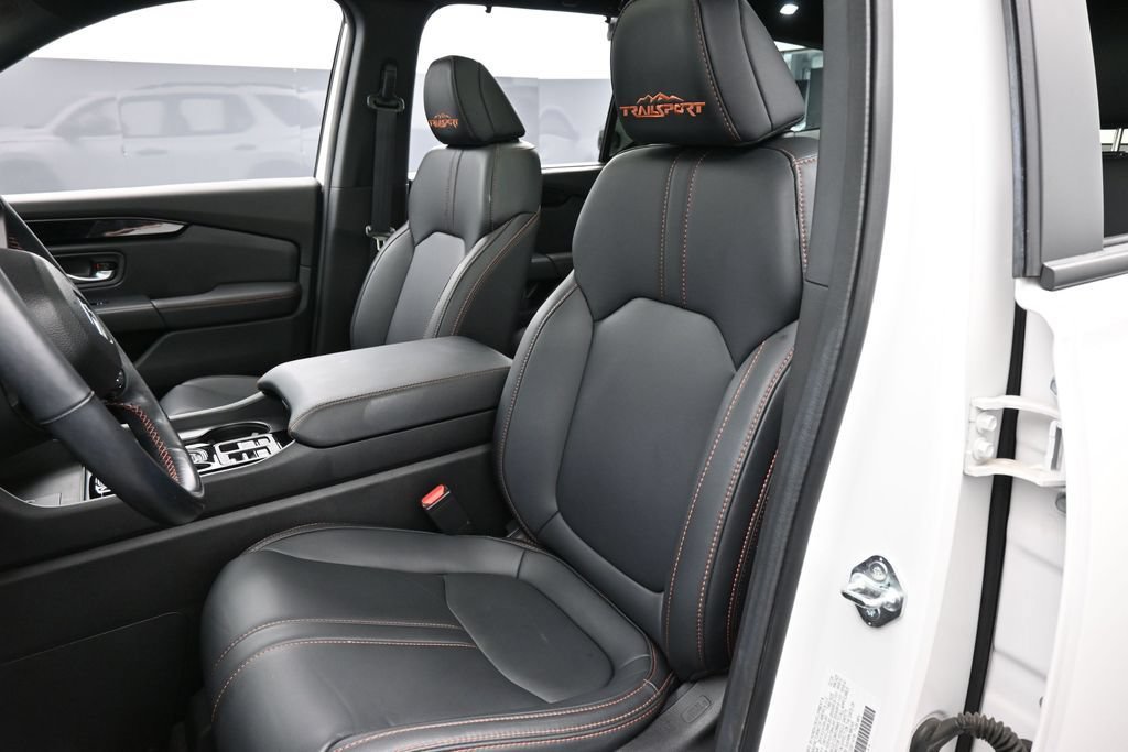 Certified 2025 Honda Pilot TrailSport image 23