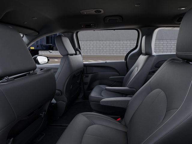 New 2026 Chrysler Pacifica Select image 23
