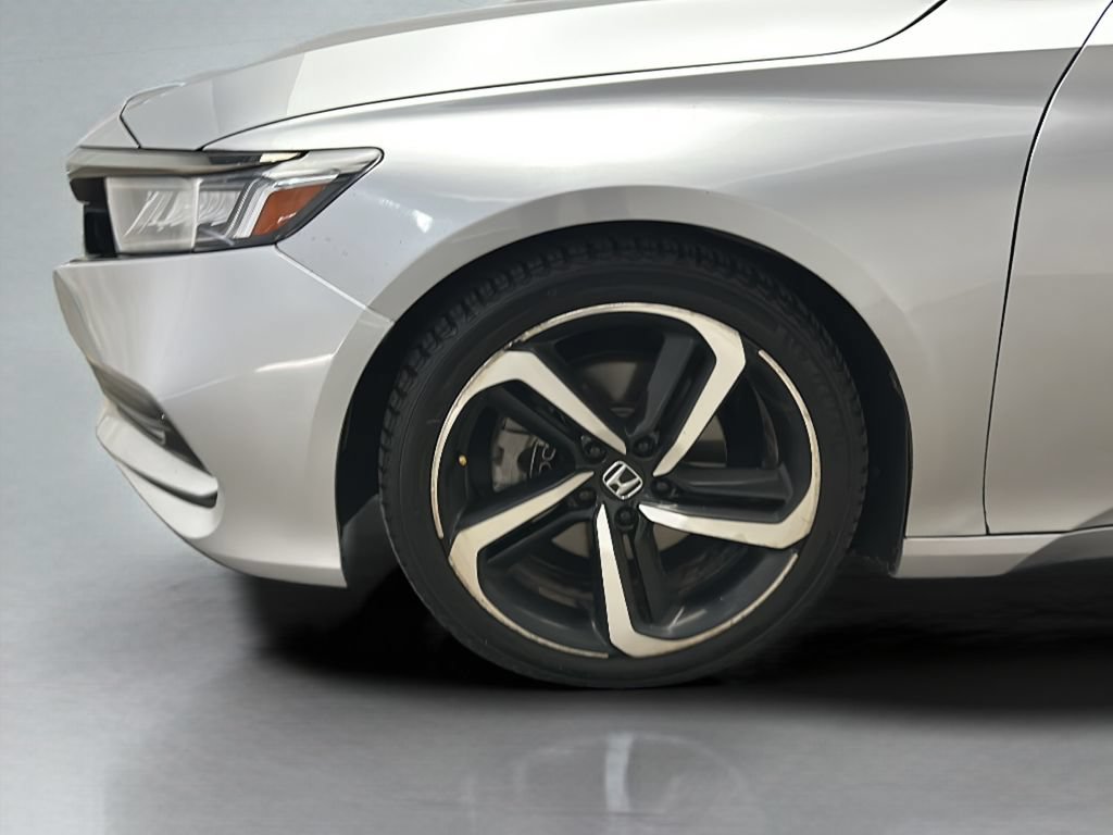 Used 2019 Honda Accord Sport image 9