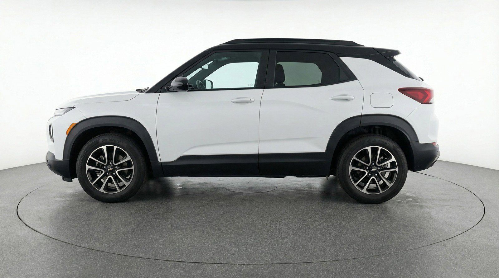 Used 2025 Chevrolet TrailBlazer LT image 5