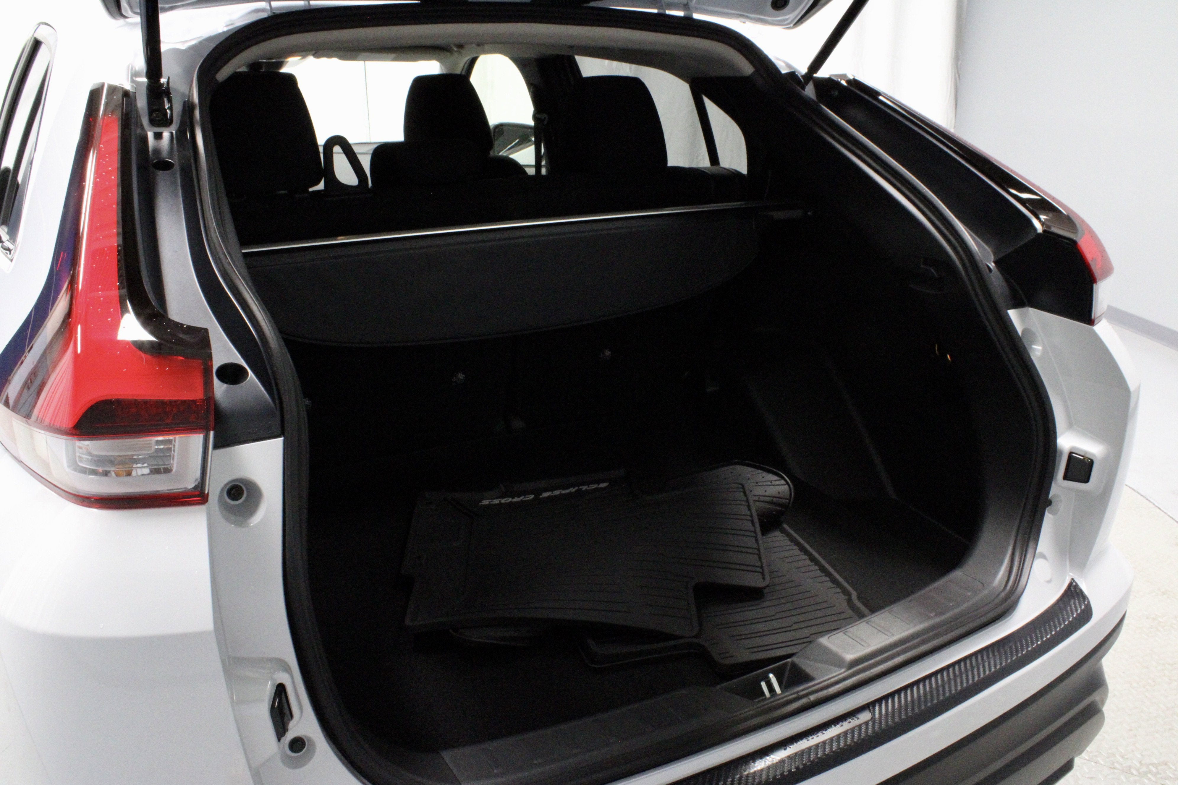 New 2026 Mitsubishi Eclipse Cross LE image 12