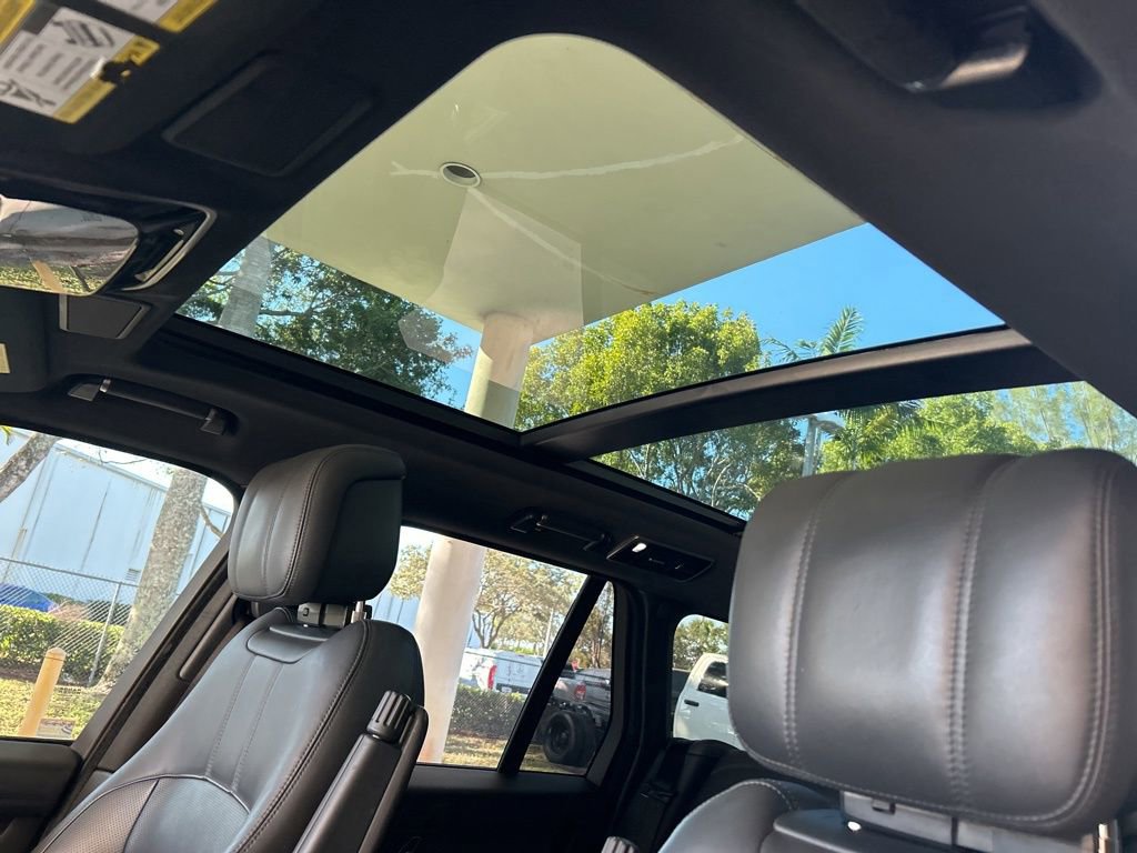 Used 2022 Land Rover Range Rover Westminster Edition image 20