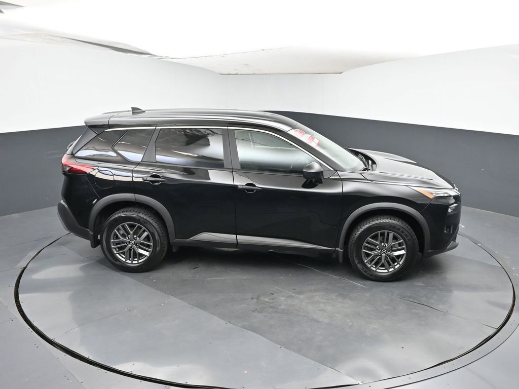 Used 2023 Nissan Rogue S image 37