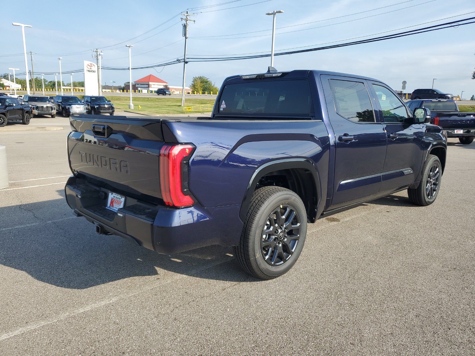 New 2026 Toyota Tundra Platinum AWD/4WD image 4