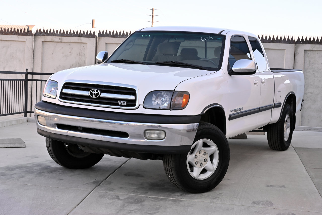 Used 2001 Toyota Tundra SR5 AWD/4WD image 3