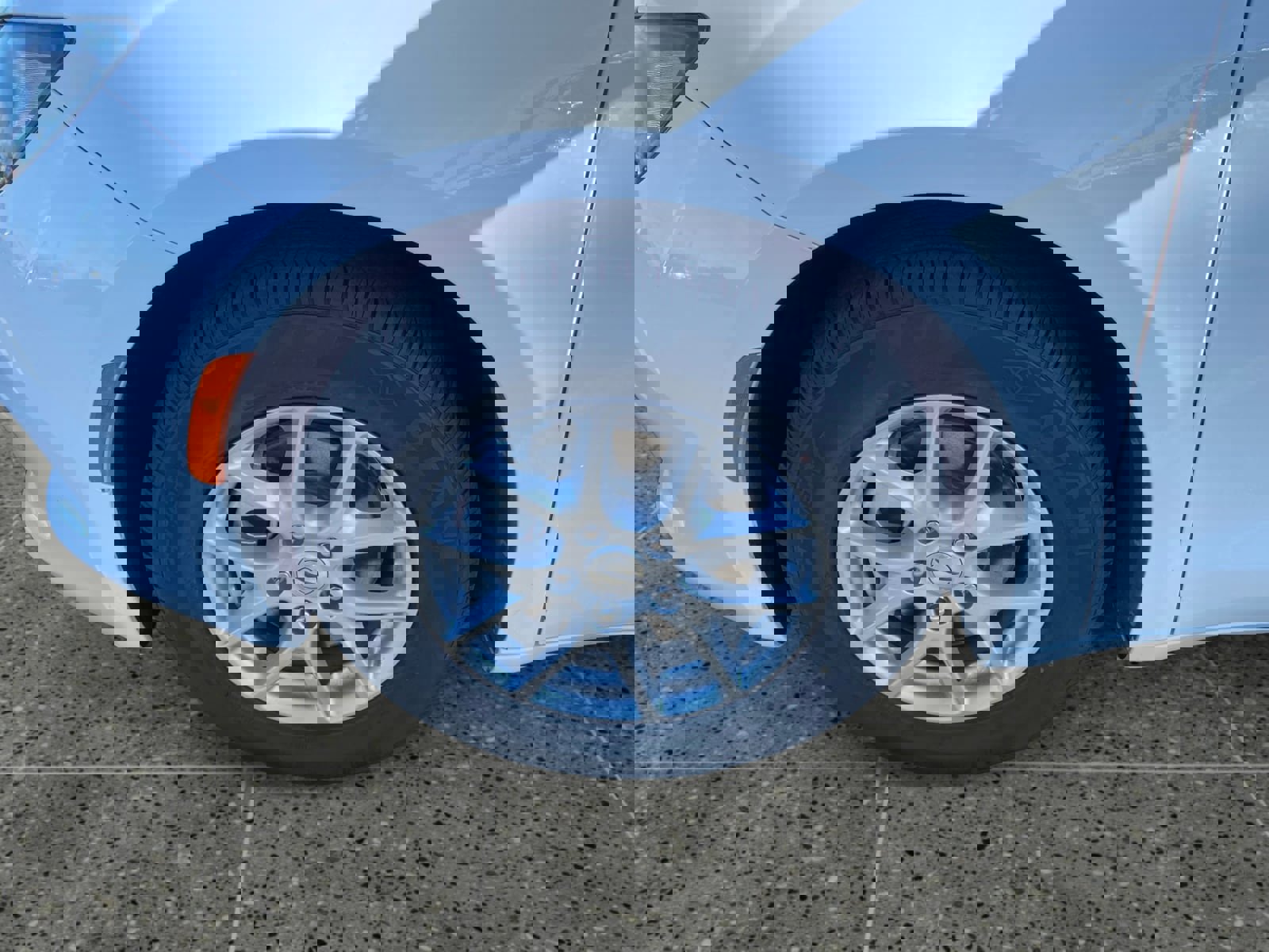 Used 2022 Chrysler Voyager LX image 14