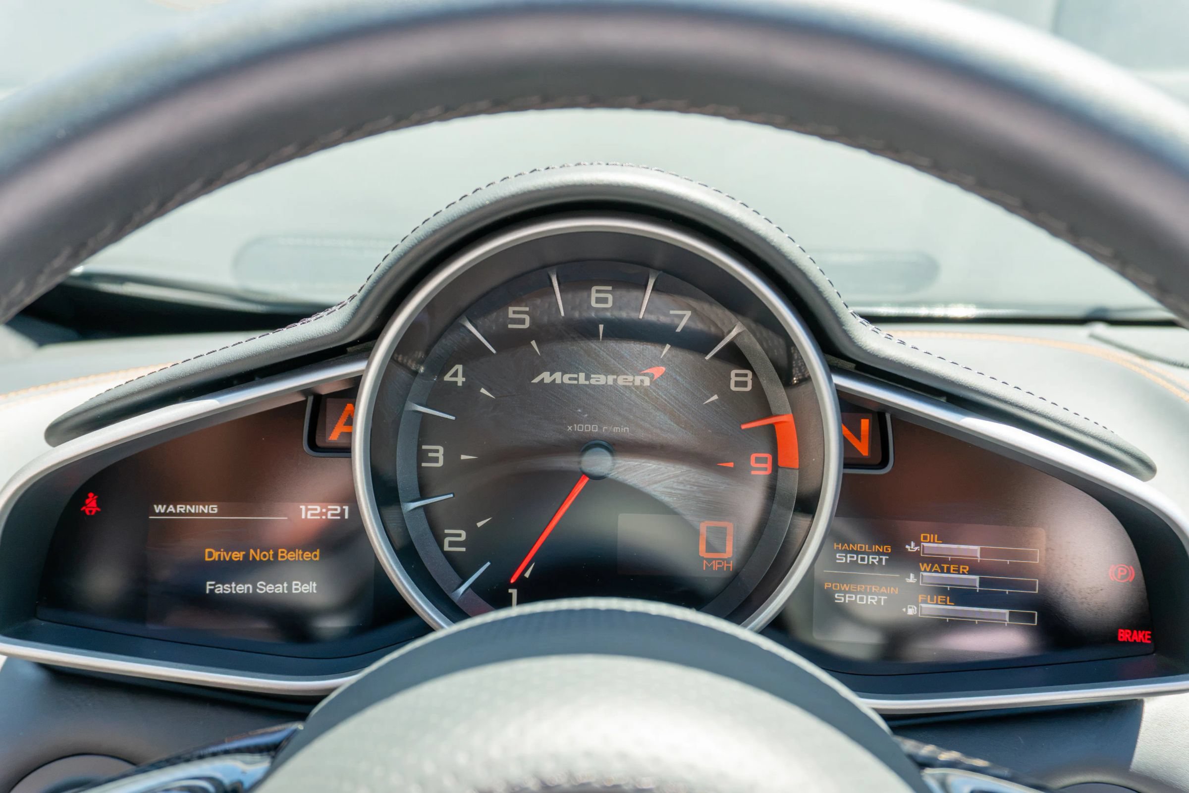 Used 2014 McLaren MP4-12C Spider RWD image 64