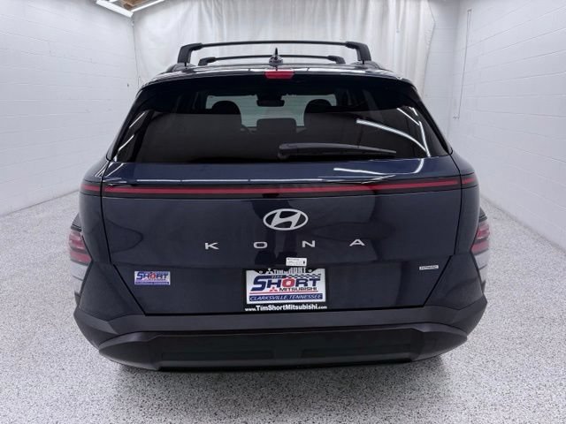 Used 2025 Hyundai Kona SEL AWD/4WD image 3