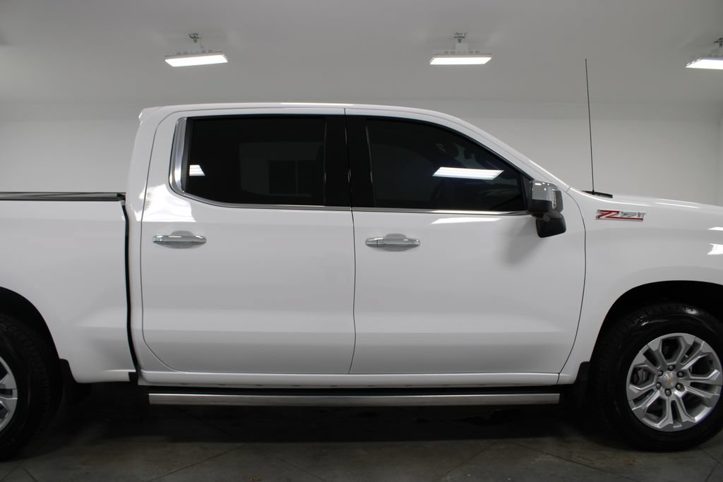 Used 2025 Chevrolet Silverado 1500 LTZ w/ LTZ Premium Package AWD/4WD image 10