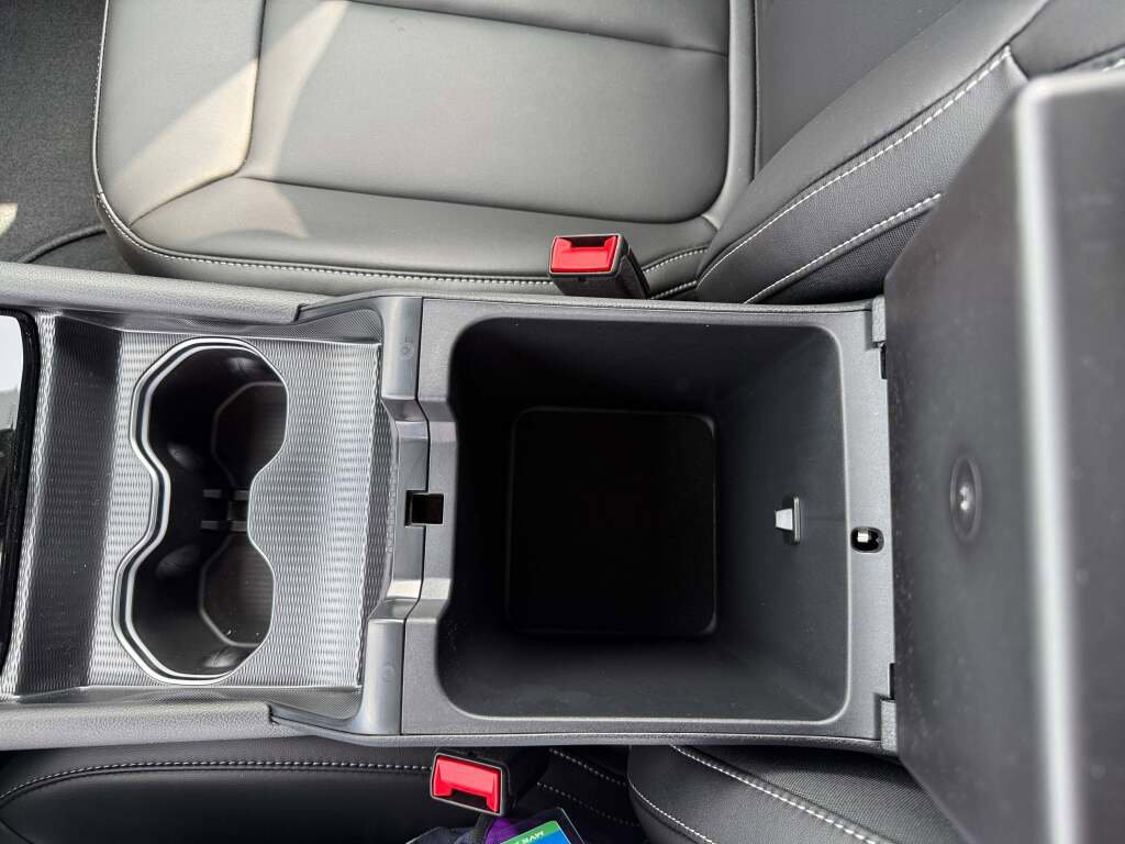 New 2025 Jeep Grand Cherokee L Limited w/ Black Appearance Package image 37