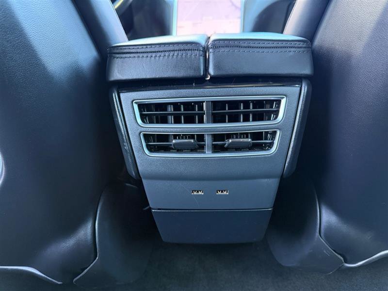 Used 2016 Tesla Model S 60 image 31