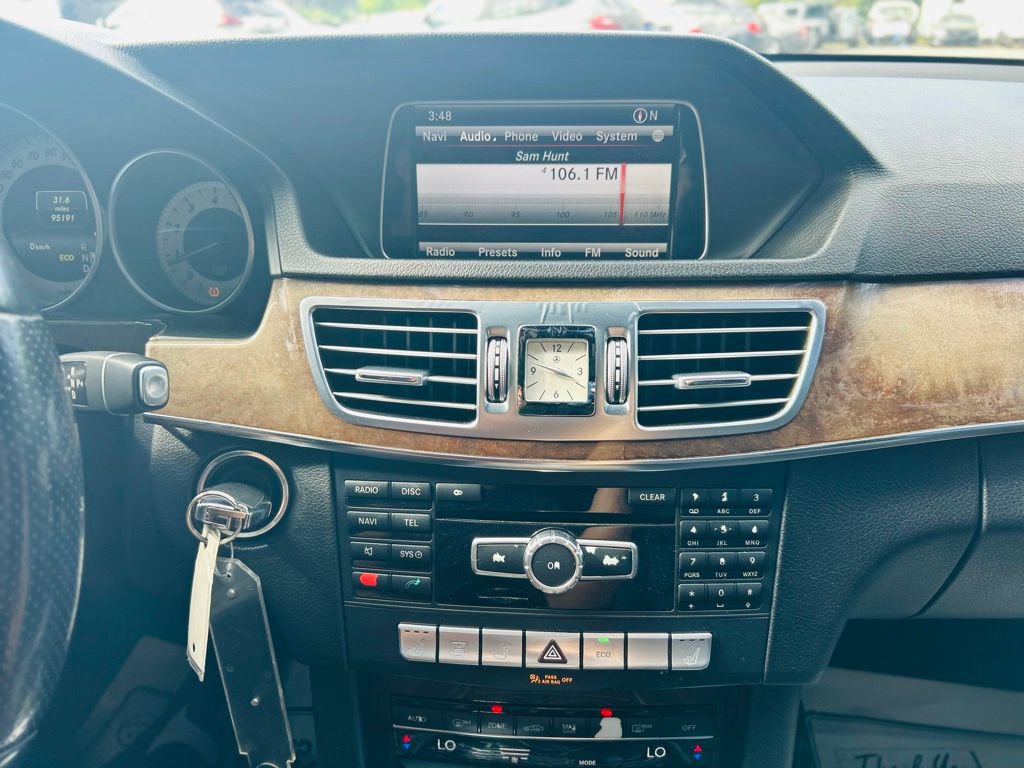 Used 2014 Mercedes-Benz E 350 Sedan image 41