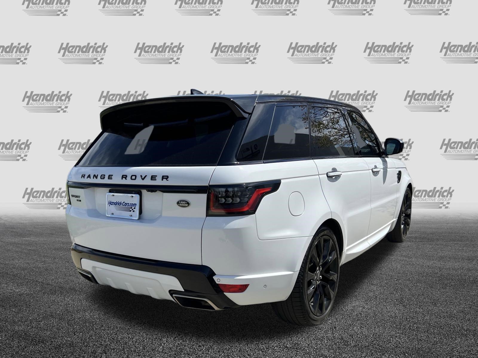 Used 2022 Land Rover Range Rover Sport HST image 9