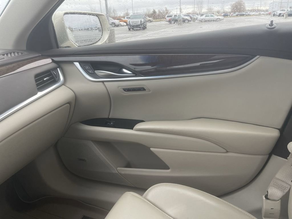 Used 2016 Cadillac XTS Luxury w/ Driver Awareness Package image 21