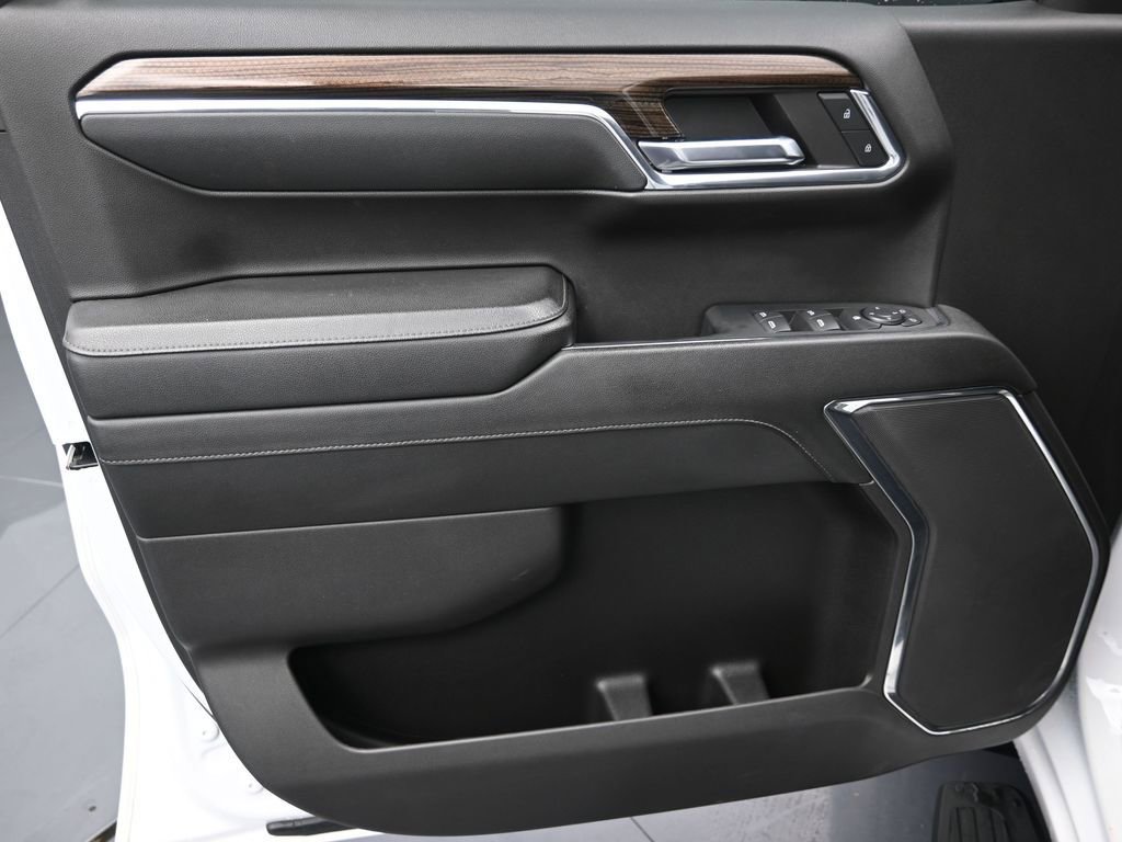 Used 2024 Chevrolet Silverado 1500 RST image 13