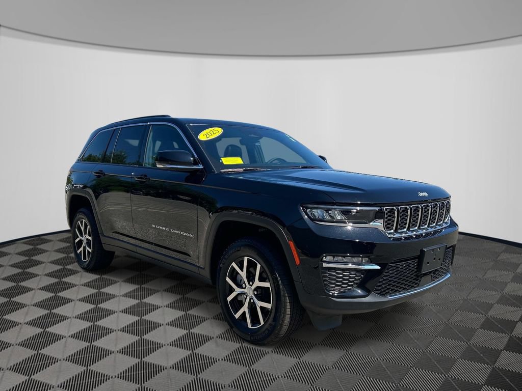 Certified 2025 Jeep Grand Cherokee Limited AWD/4WD image 8