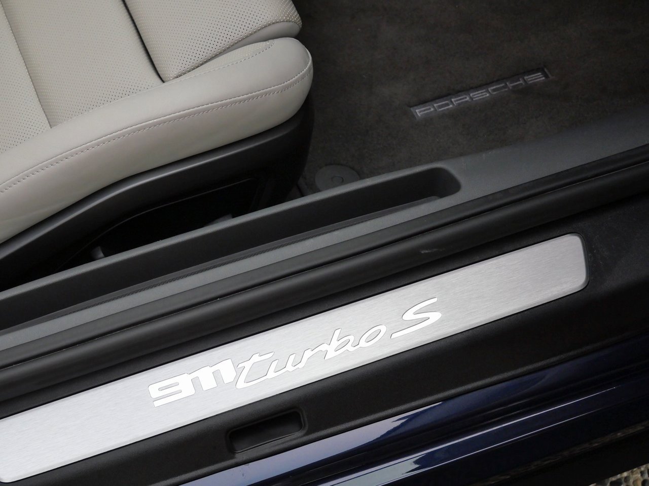 Used 2022 Porsche 911 Turbo S image 26