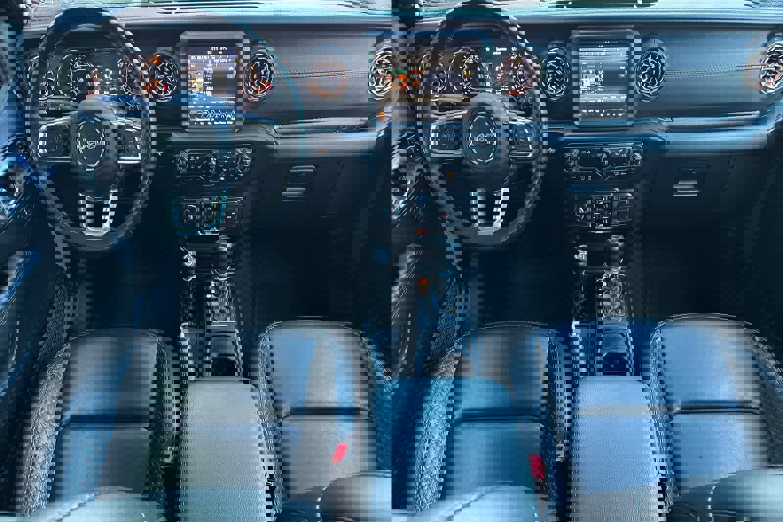 Used 2022 Jeep Wrangler Unlimited Sahara image 12