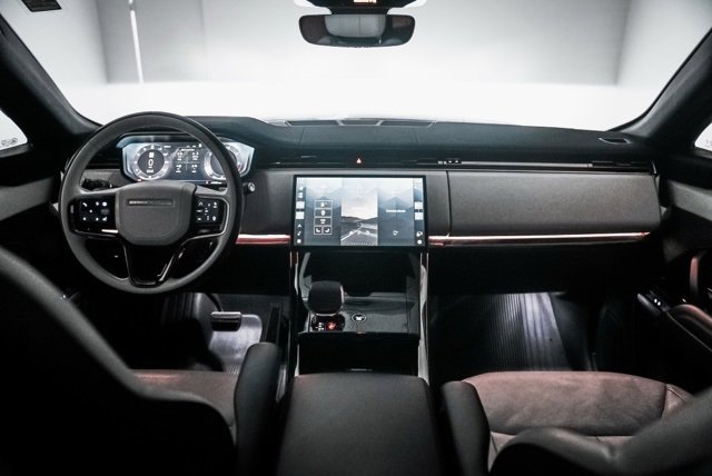 Used 2024 Land Rover Range Rover Sport Dynamic SE image 39