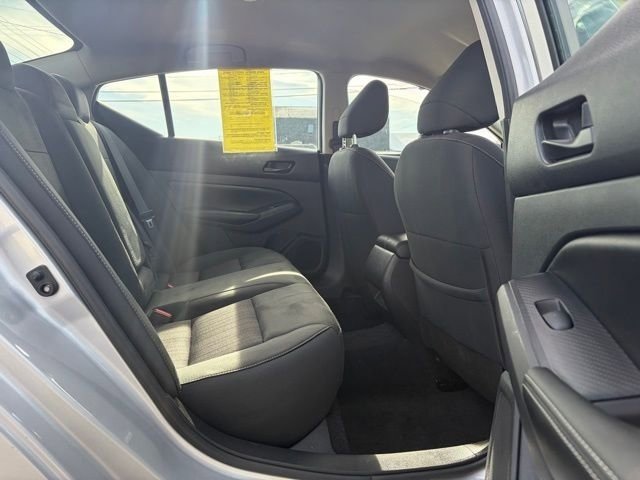 Used 2024 Nissan Altima 2.5 SV image 10