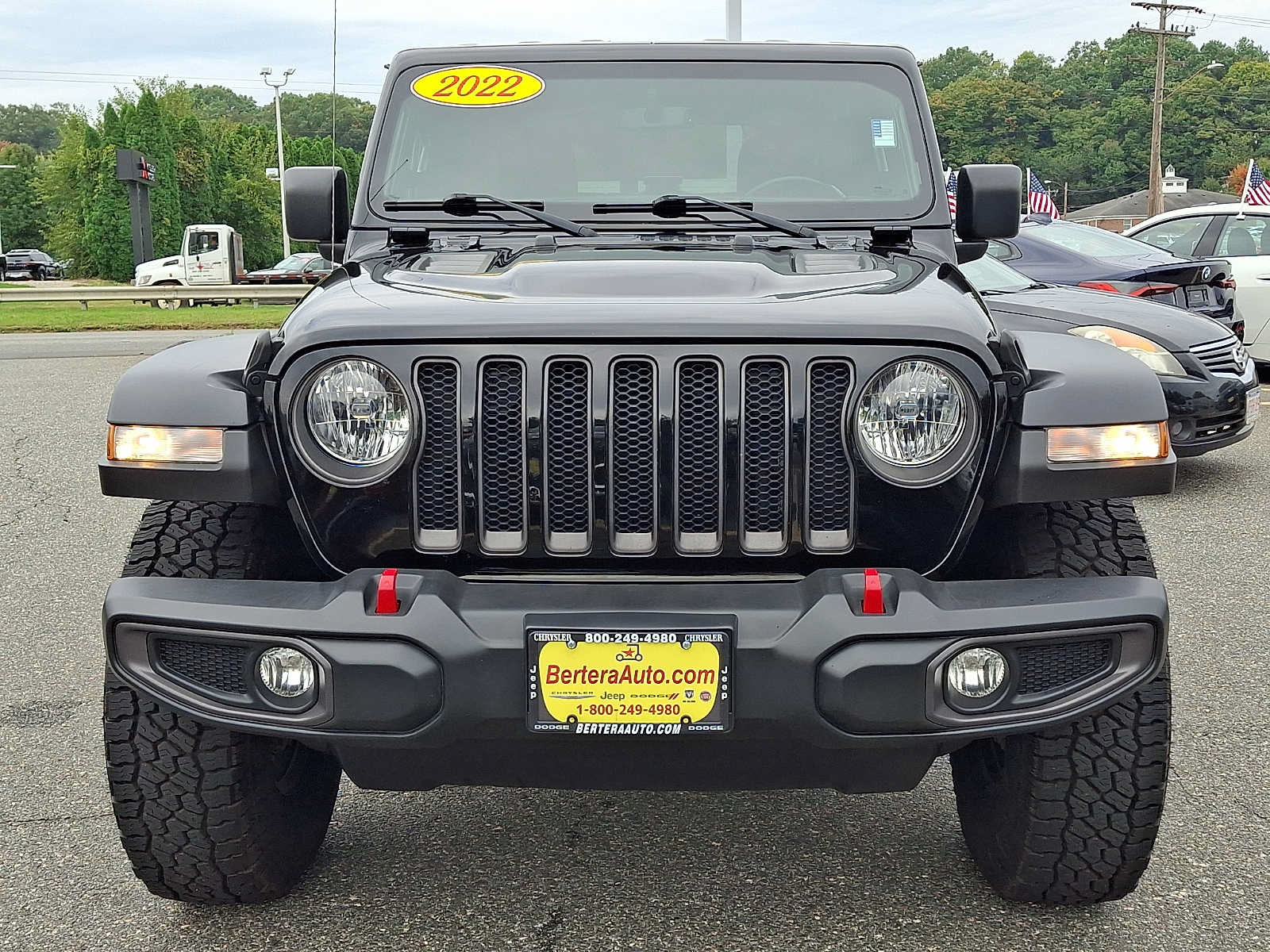 Used 2022 Jeep Wrangler Rubicon w/ Cold Weather Group AWD/4WD image 2