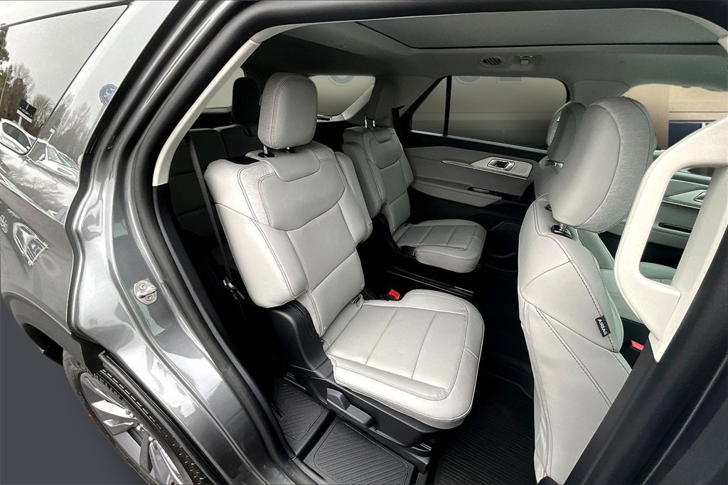 New 2026 Ford Explorer Active w/ Active Comfort Package image 10