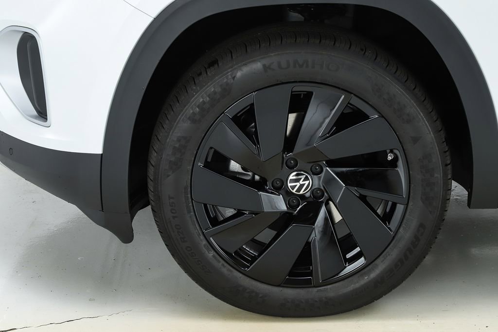 New 2026 Volkswagen Atlas SE image 44
