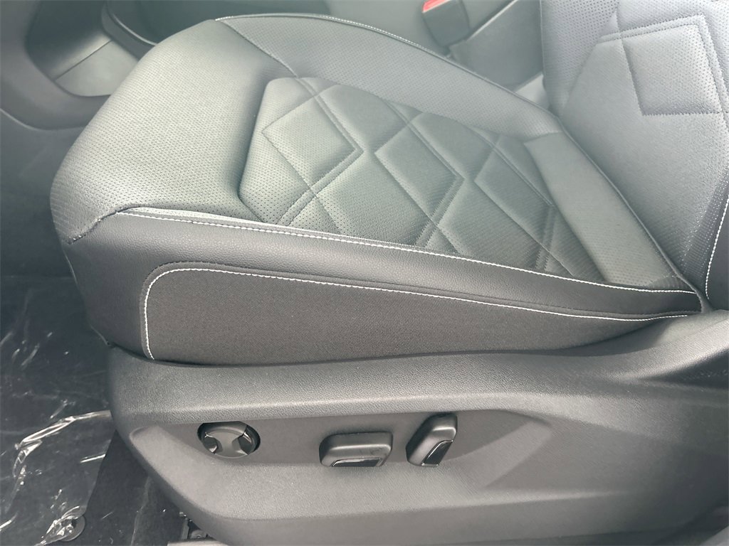 New 2026 Volkswagen Atlas SE image 13