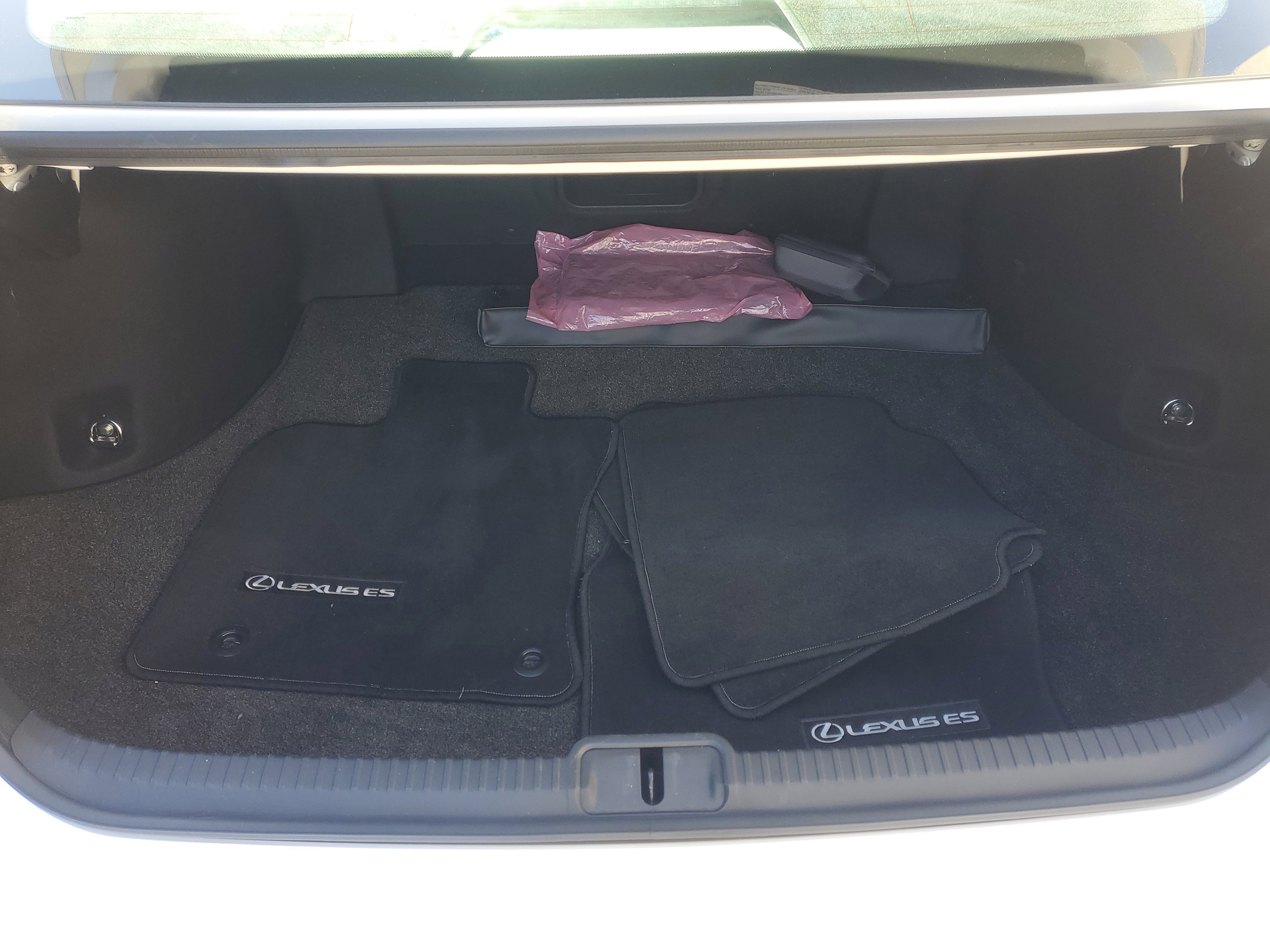 Certified 2024 Lexus ES 350 Ultra Luxury image 8