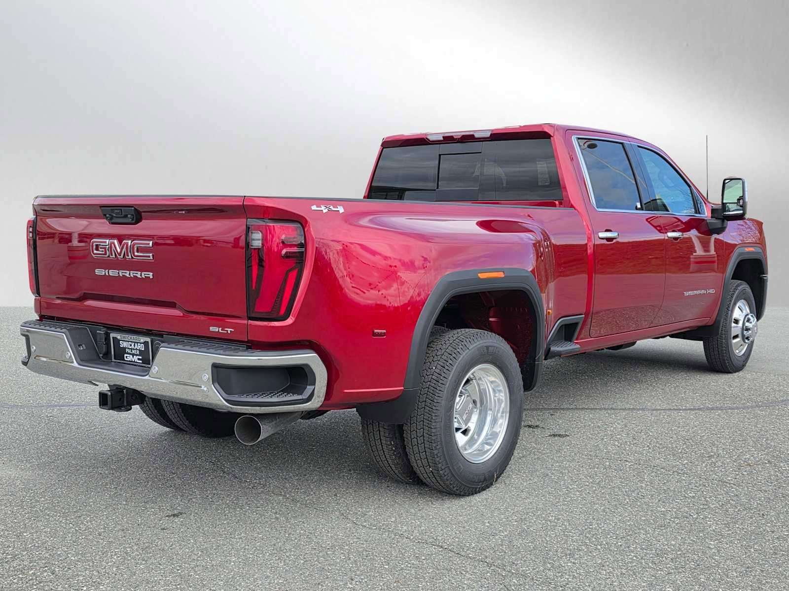 New 2026 GMC Sierra 3500 SLT w/ SLT Convenience Package AWD/4WD image 3